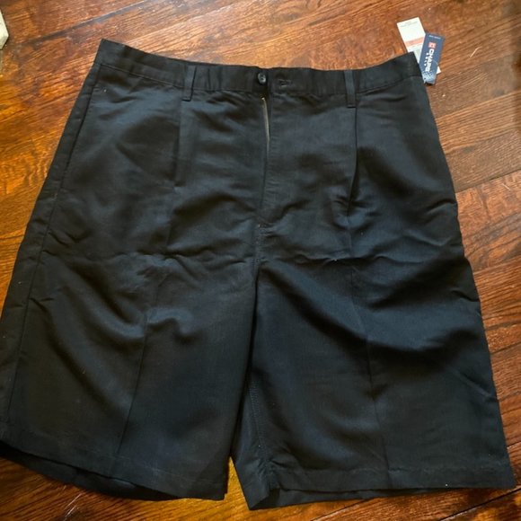 Chaps Golf Shorts - Picture 2 of 4